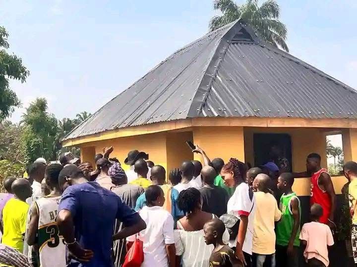 footer-widget-gallery